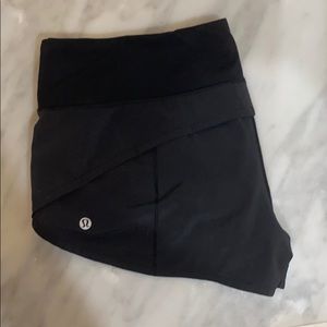 EEUC black speed up shorts length 2.5”.